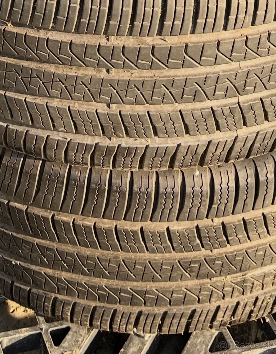 Celorocne Pirelli 275/50 R20 - 7