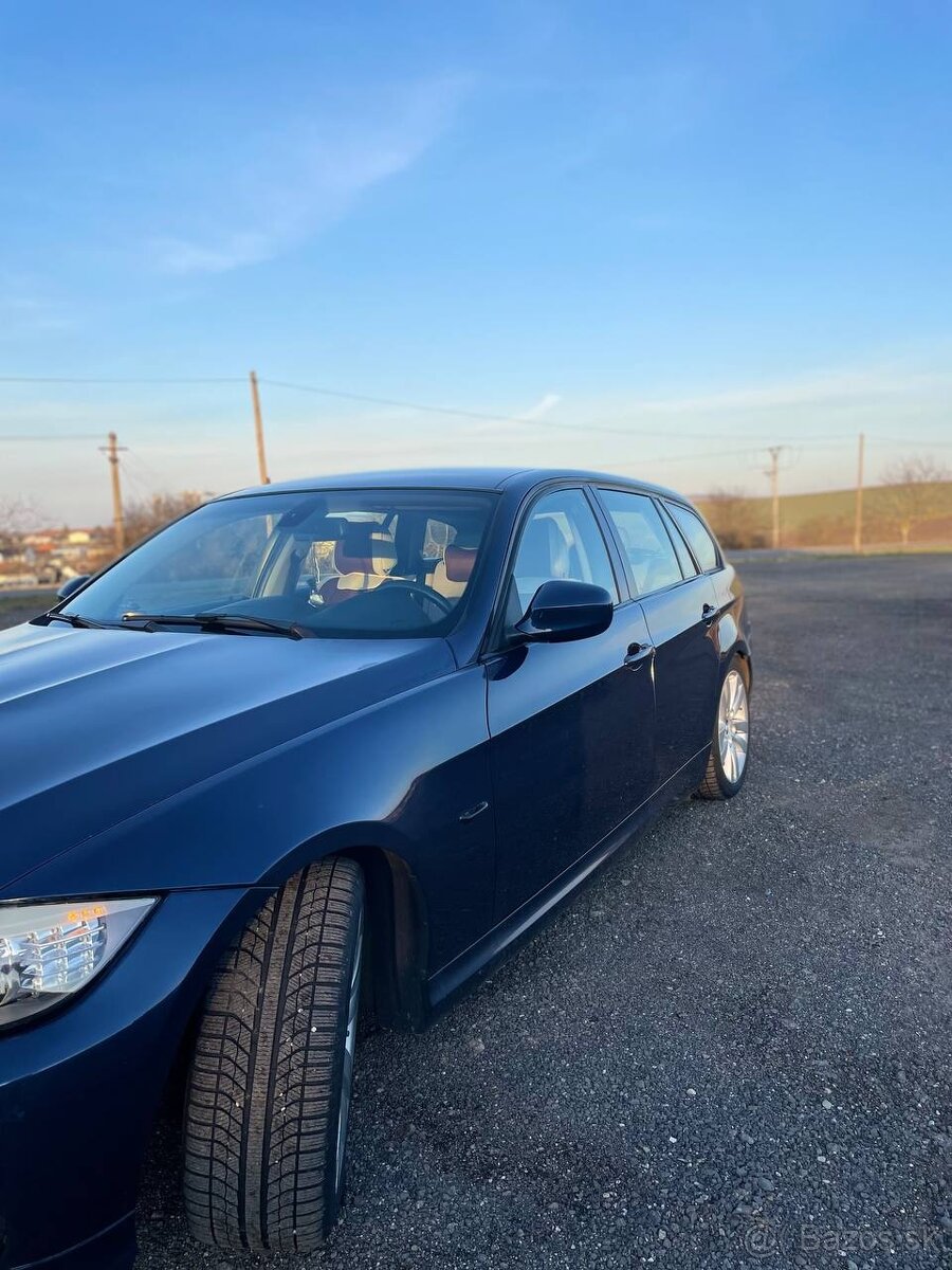 Predám BMW e91 318d facelift 2011 - 7