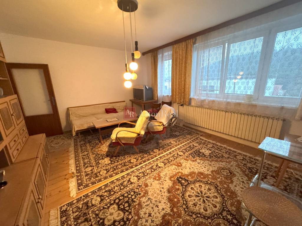 Na predaj tehlový RODINNÝ DOM v meste Tvrdošín, 574 m2 - 7