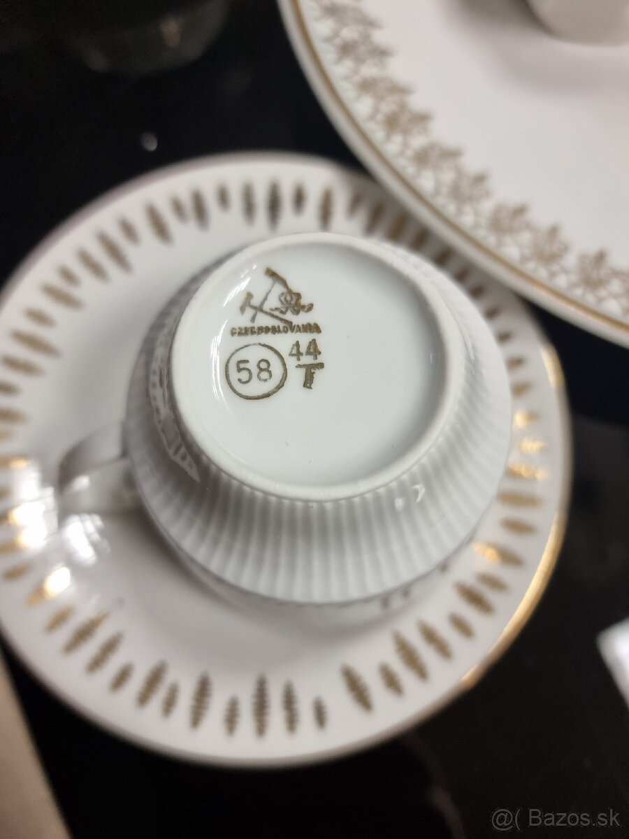 Predám obedovu sadu a čajové šálky - 7