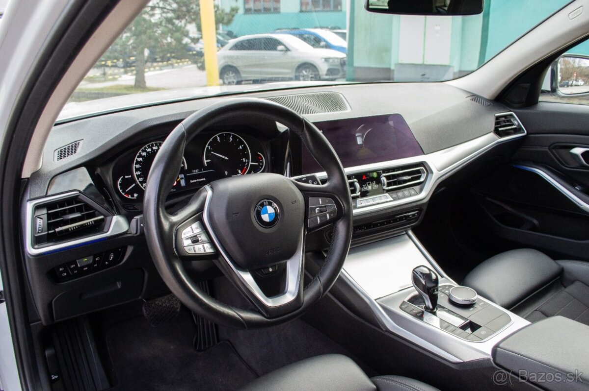 BMW Rad 3 Touring 318d A/T - 7