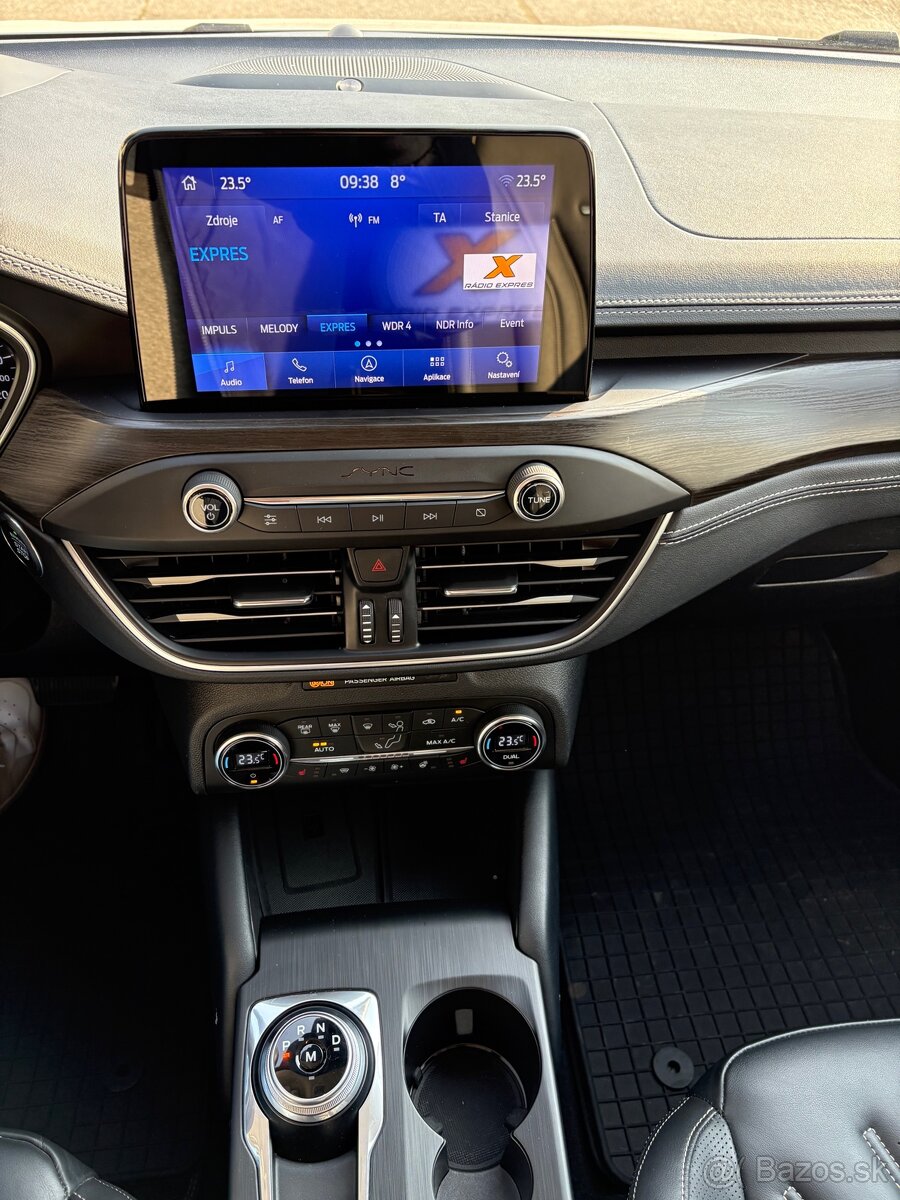 Ford focus combi vignale 2,0 A/T, 110kw, 2019 - 7