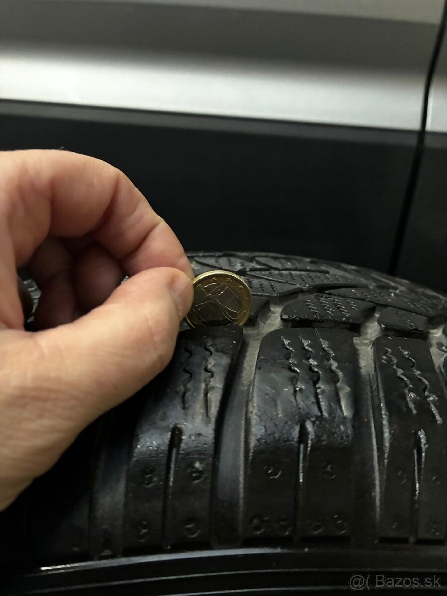 Ford Mustang 16' - 7