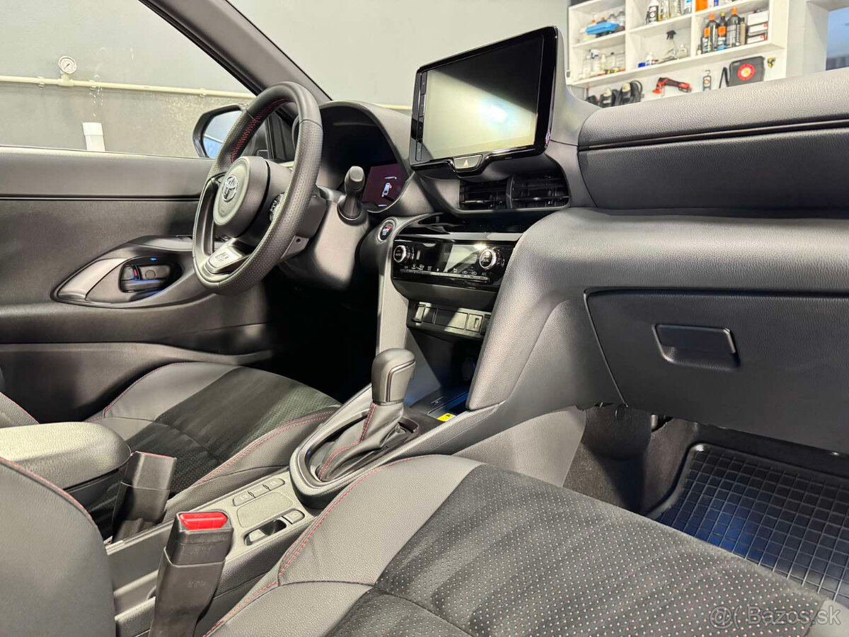 Toyota Yaris Cross GR Sport - 7