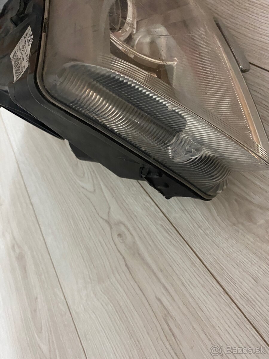 Predám predné svetlá Škoda Superb II - 7