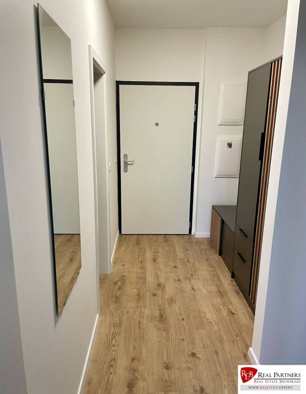 Na prenájom 2izb. byt s balkónom a garážou, Slnečnice-POP, P - 7