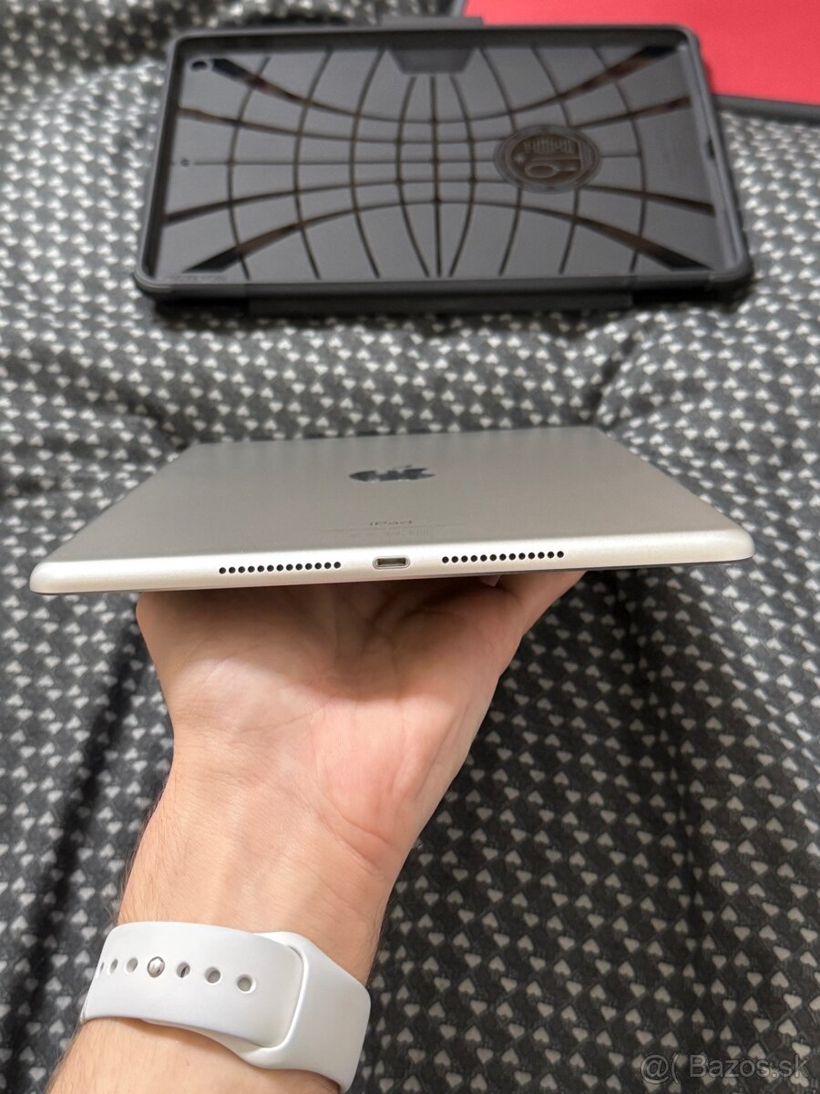 Apple iPad 10.2 2021 - 7