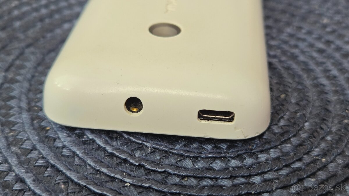 Predam Nokiu 208 - 7