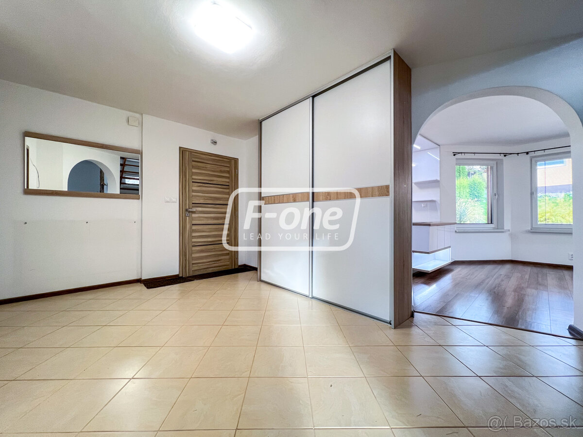 Predaj | Rodinný dom s terasou a záhradou, Čierne - 7