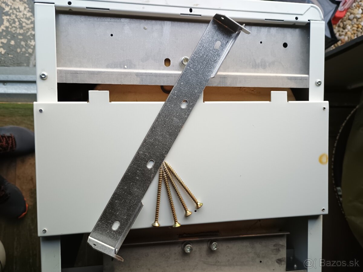 Predám 60l plynový bojler - protherm - 7