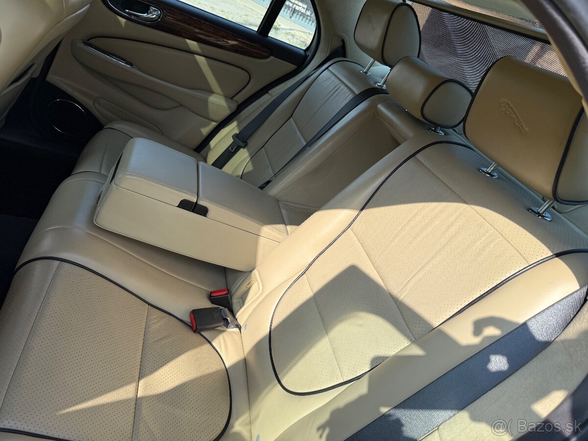 Jaguar XJ 2.7 Diesel Facelift - 7