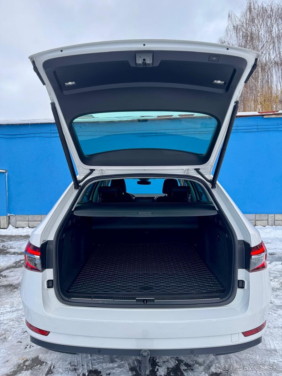 Škoda Superb Combi 2.0 TDI DSG • ACC • Matrix • Model 2022 - 7
