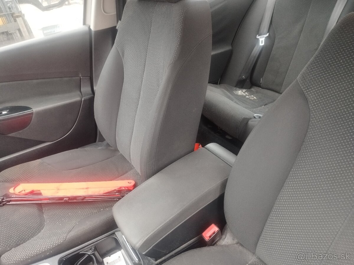 Rozpredám Passat B6, - 7