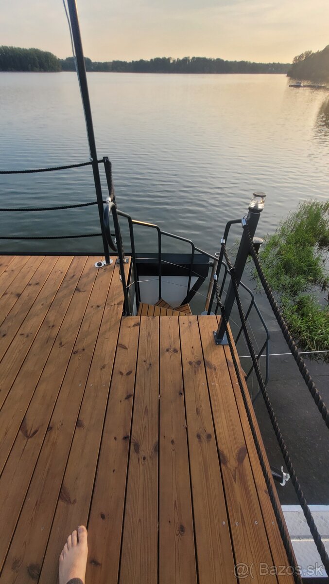 Hausbot houseboat 9,3x3m - 7