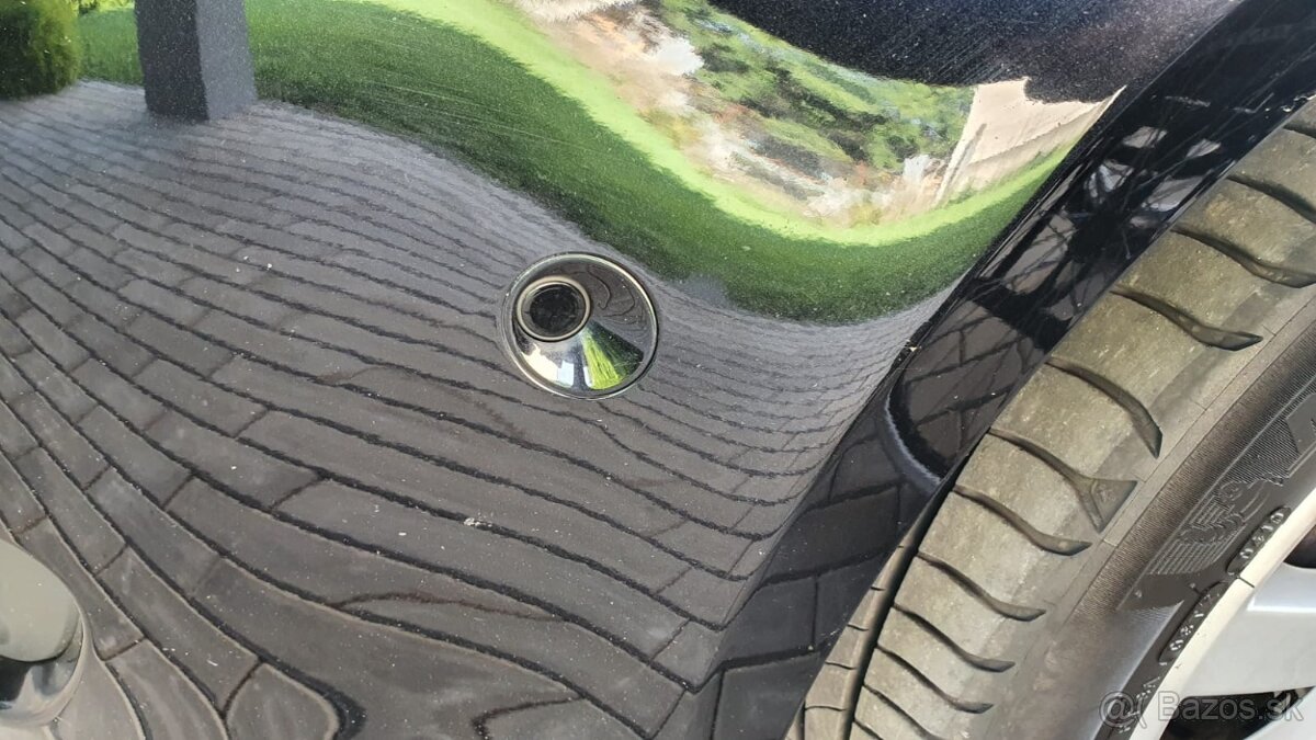 Predam Volkswagen Golf 6 Plus 2.0 TDI Highline Full Vybava - 7