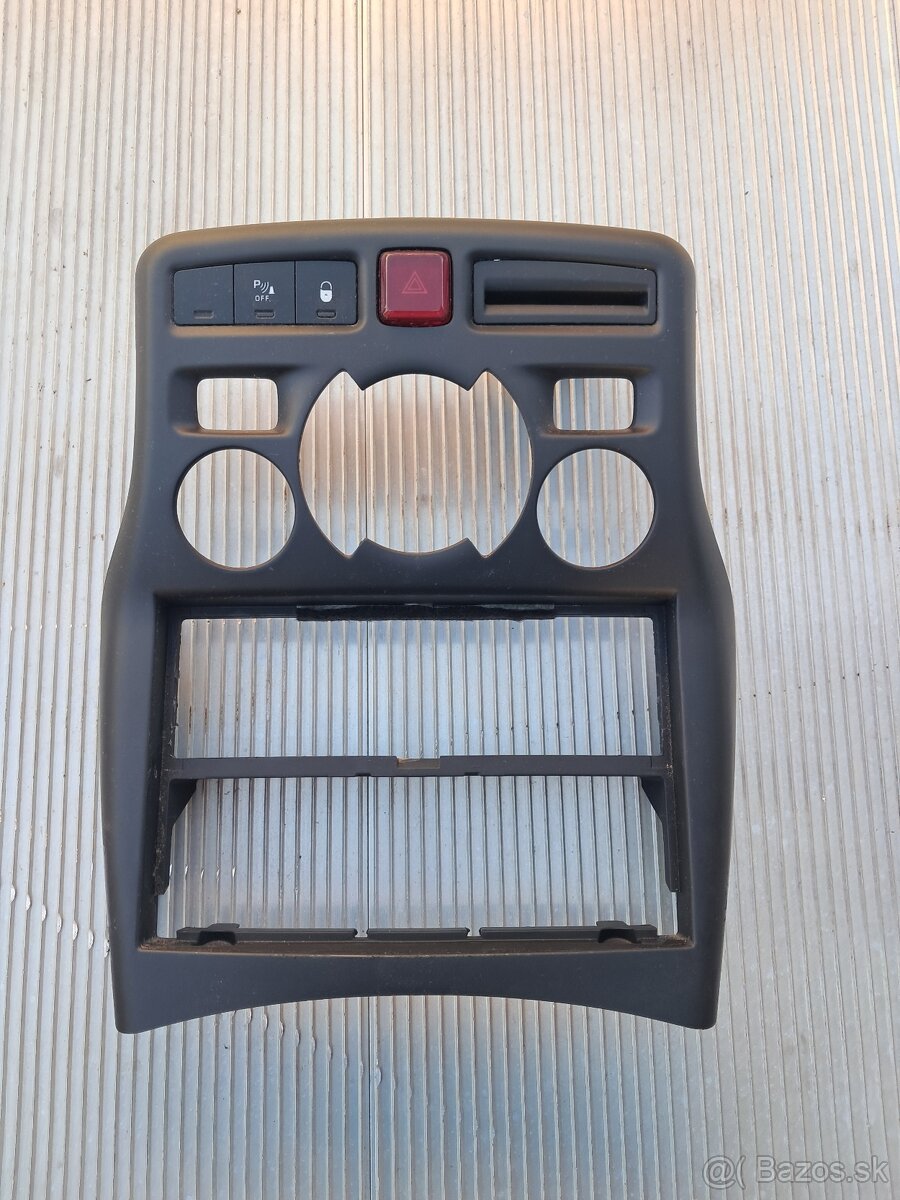 Predám diely citroen c3 picasso 1.4vti 70kw - 7