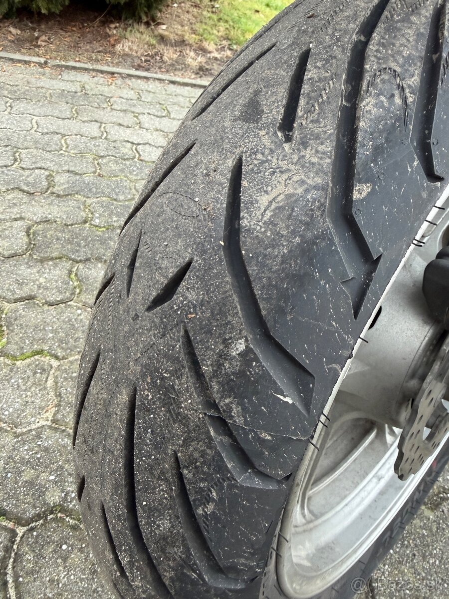 Kawasaki Versys 650 (2007) – 35 kW, vhodná na A2 - 7