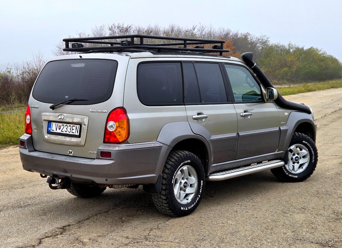 Hyundai Terracan 2.9CRDi - 7
