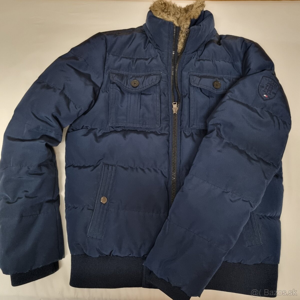 Tommy Hilfiger - 7