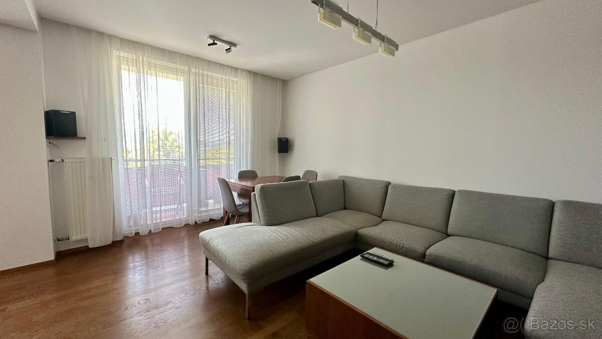 4i zariadený byt s balkónom na predaj, ul. Nováckeho - 7