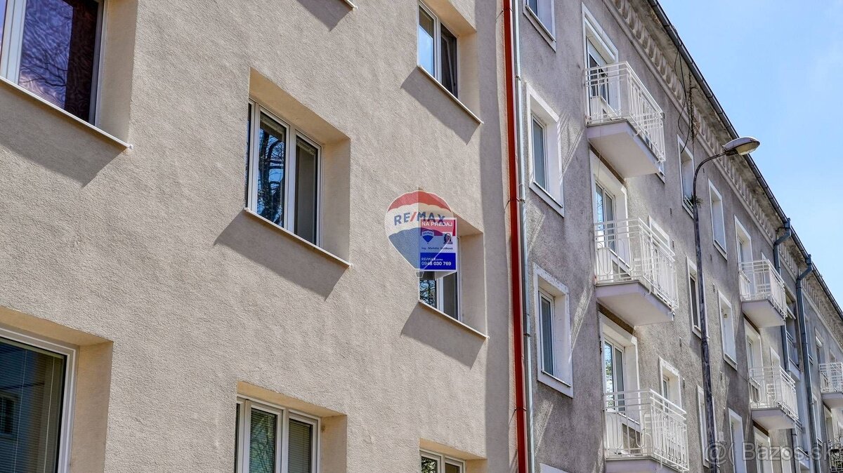 Priestranný 3-izbový byt v centre Piešťan - 7