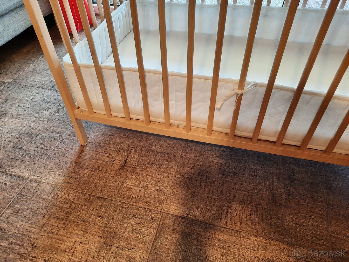 Detská postieľka IKEA, matrac, mantinel, plachty - 7