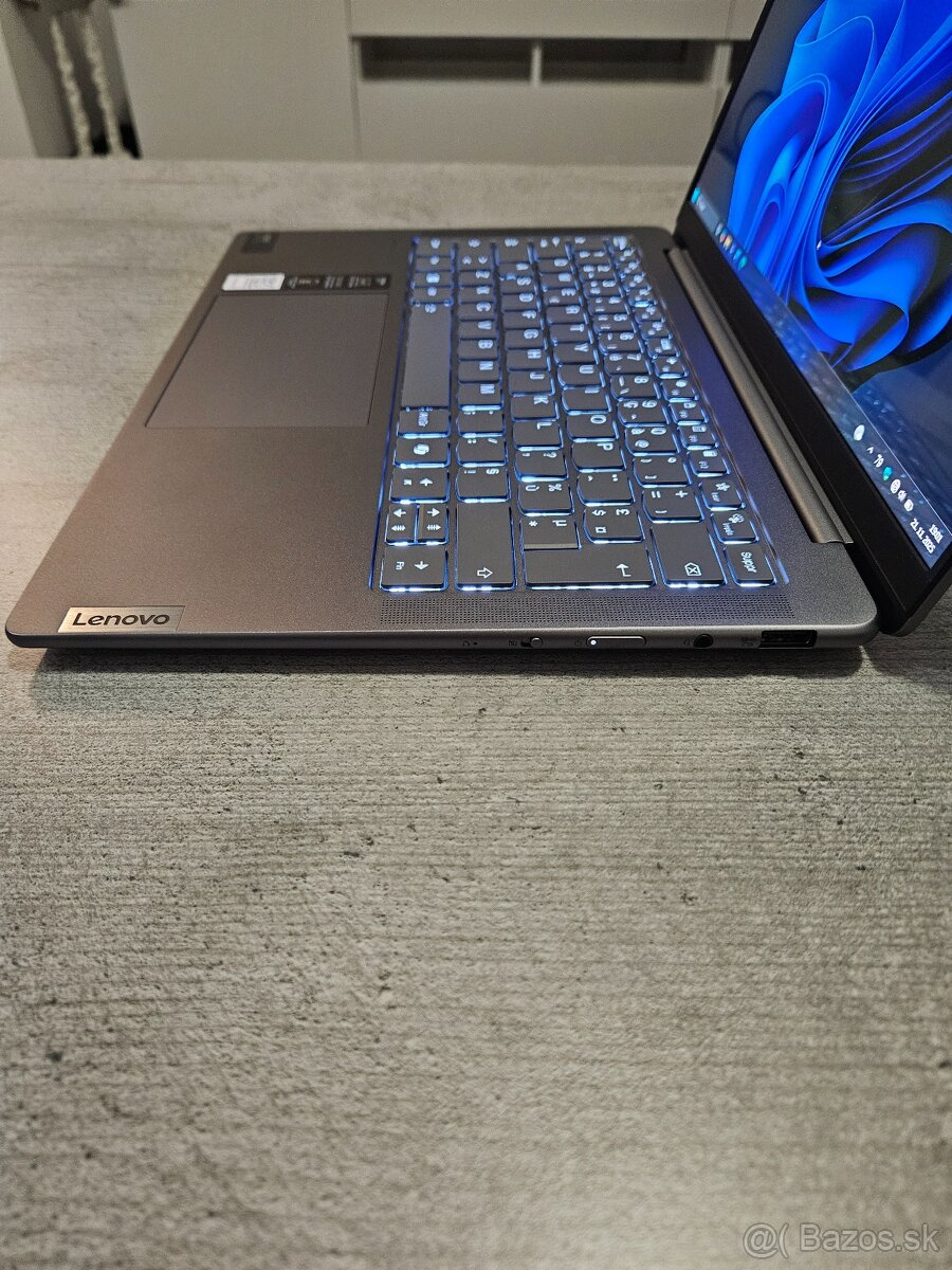 Lenovo Yoga Slim 7 14IMH9 - Intel Ultra / 32GB / 1TB / OLED - 7