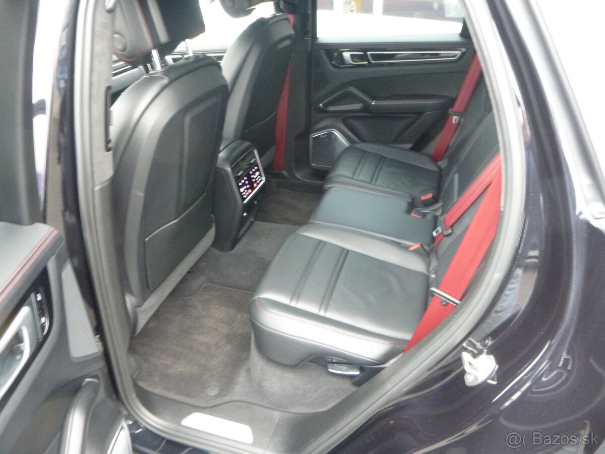 PORSCHE CAYENNE S 4X4 AT 2019 440 Ps - 7