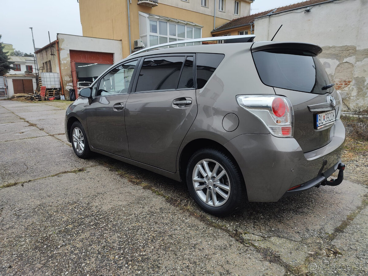 Toyota Verso, 1,8 benzín, r.v. 2017 - 7