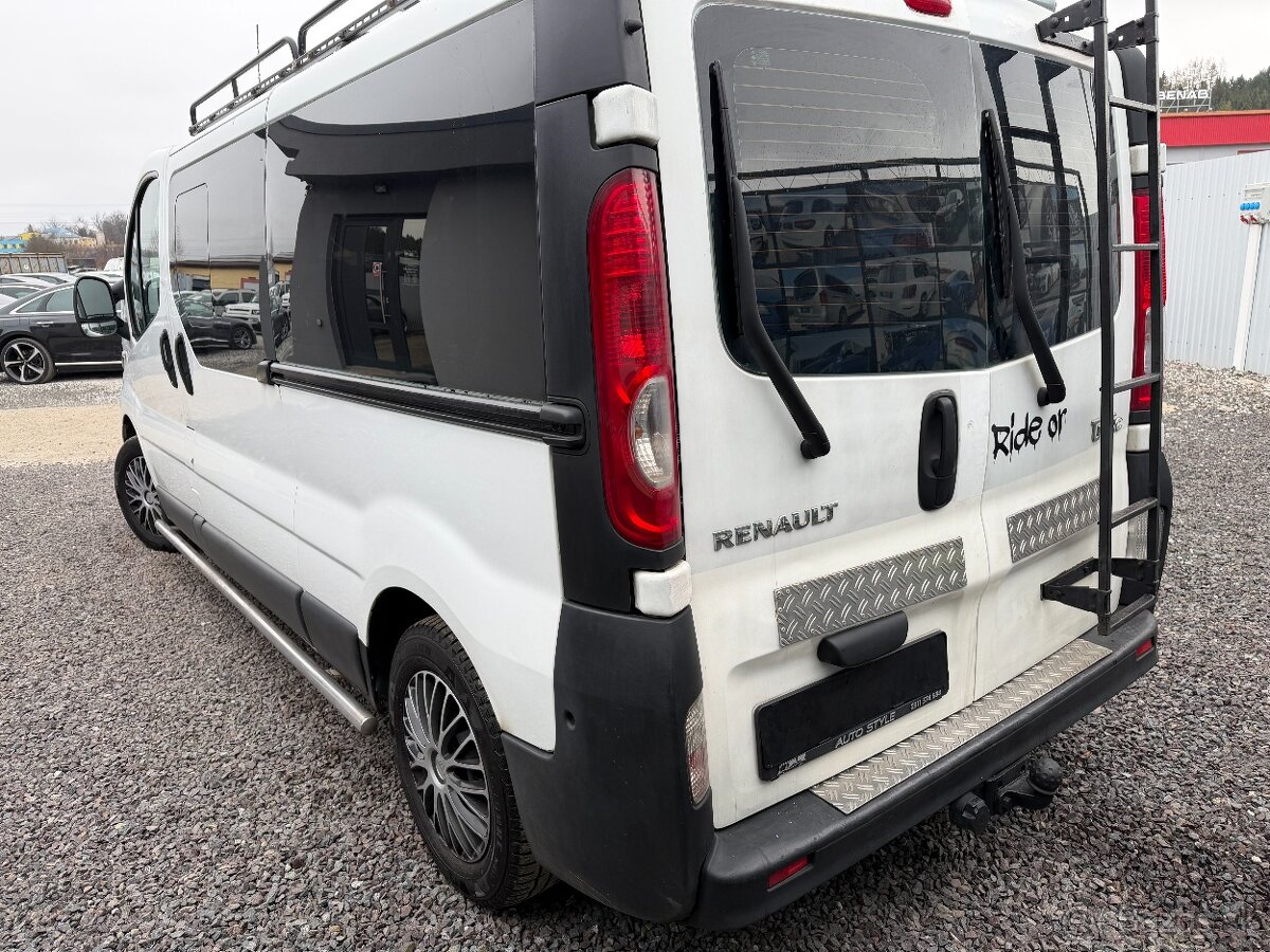 Renault Trafic 2.0 dCi 115 k L2P2 Passenger – 9 miest - 7