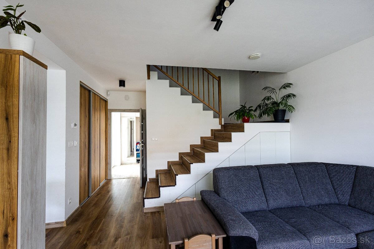 🏡 Novostavba 4-izbového domu v obci Lúka - 7