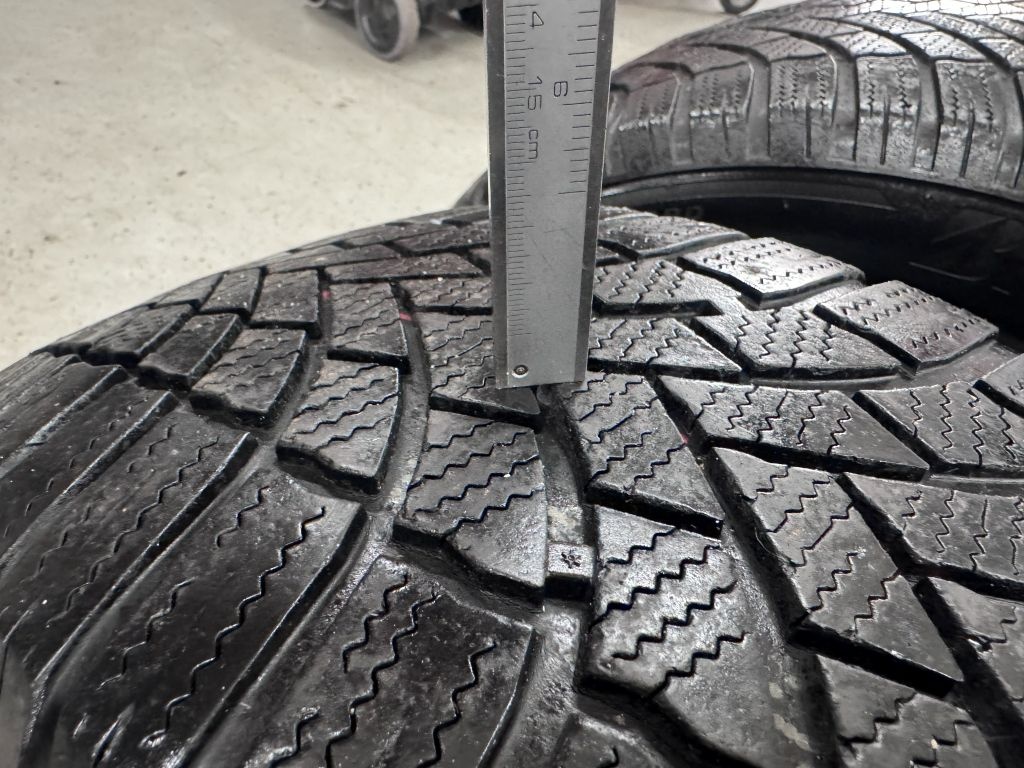 Zimné pneumatiky Bridgestone 215/55R16 97H - 2Kusy DOT 3121 - 7