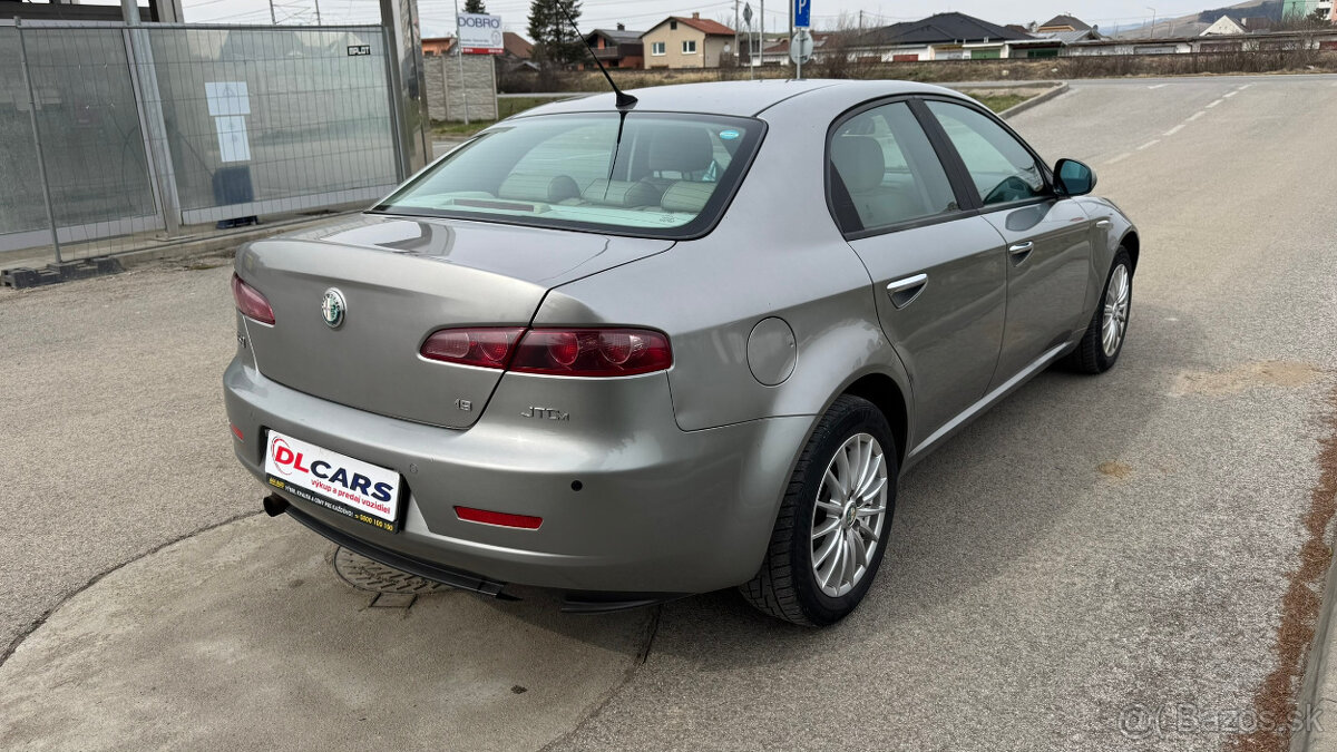 Alfa Romeo 159 1.9 JTD Medium - 7