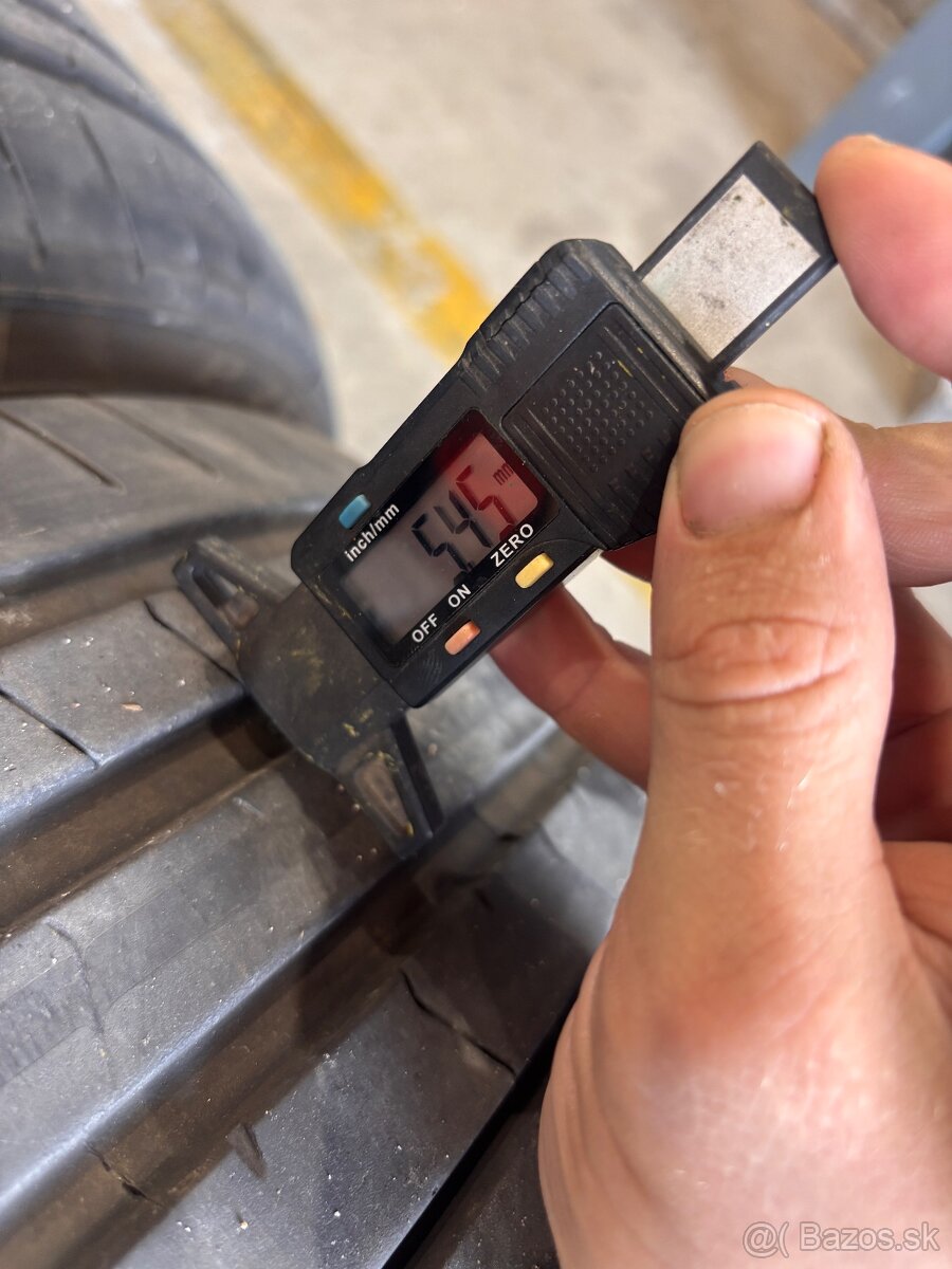 Pneu Pirelli 275/30/20 245/35/20 - 7