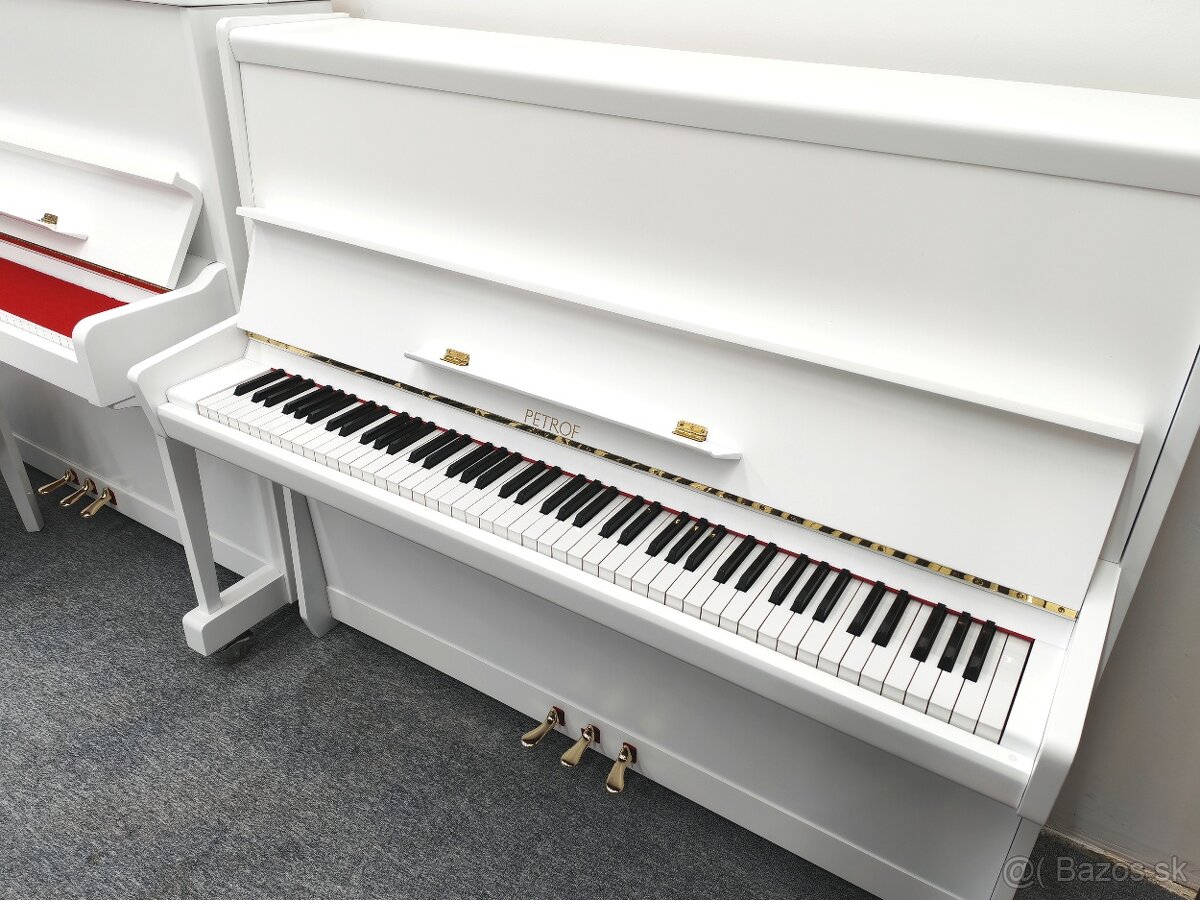 Luxusný Petrof pod váš vianočný stromček - 7