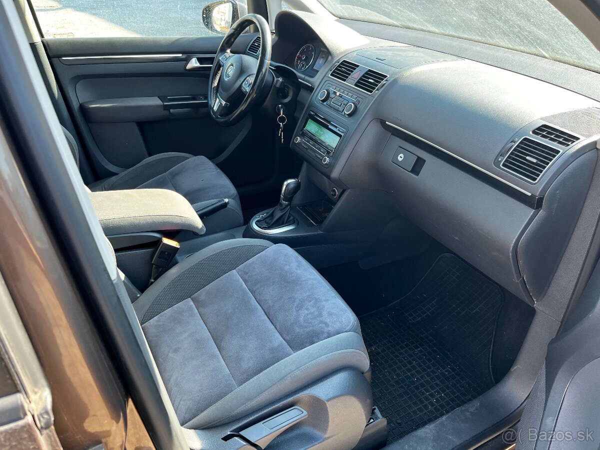 Vw Touran 2,0tdi dsg - 7
