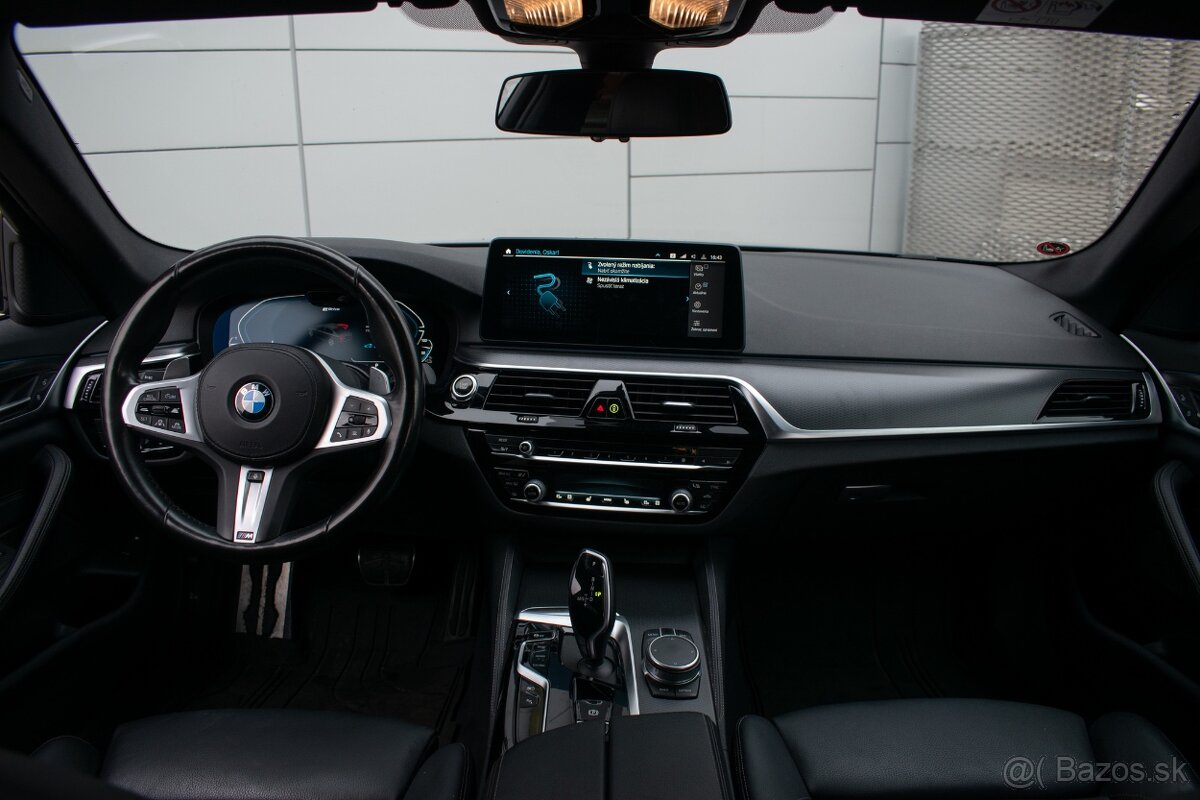 BMW Rad 5 530e xDrive M Paket - 7