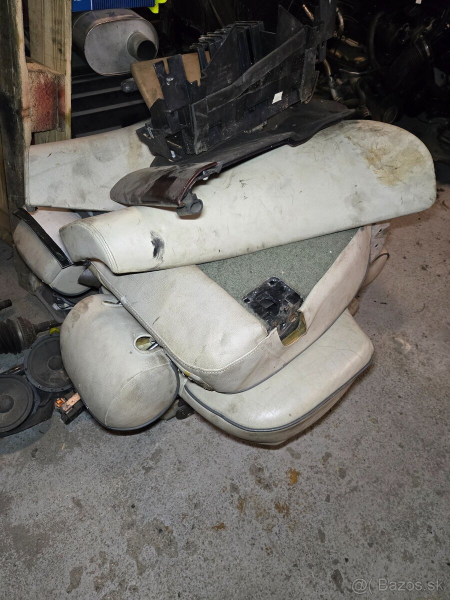 Rozpredám na diely _ Range rover - 7