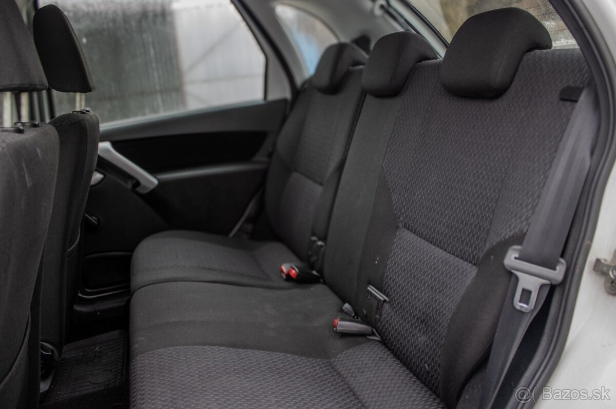 Lada Kalina cross 1.6 16V MPI Luxe - 7