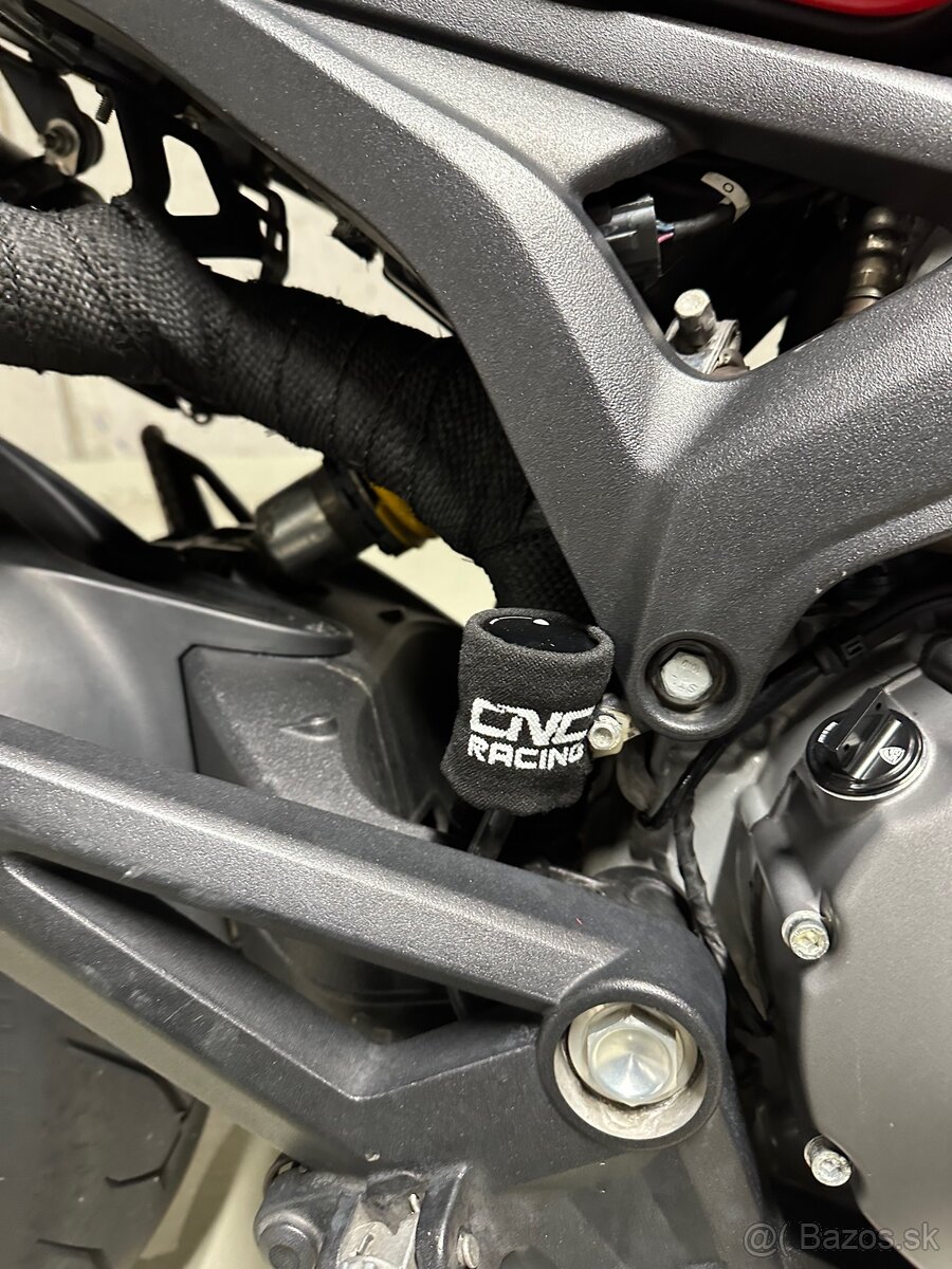 Ducati Monster 796 bez ABS - 7