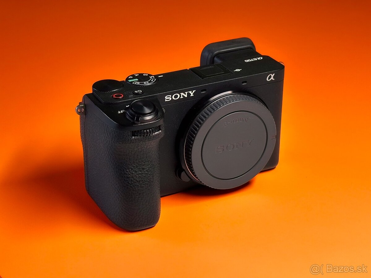 SONY A6700 + SmallRig klietka - 7