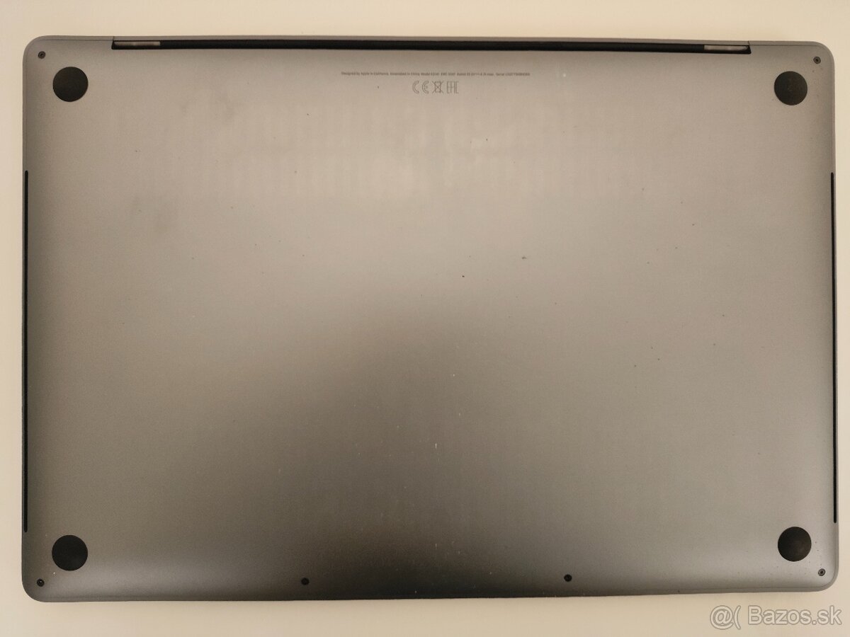 MacBook Pro 16 (2019) | Intel Core i9 2.3 GHz • 16 GB RAM • - 7