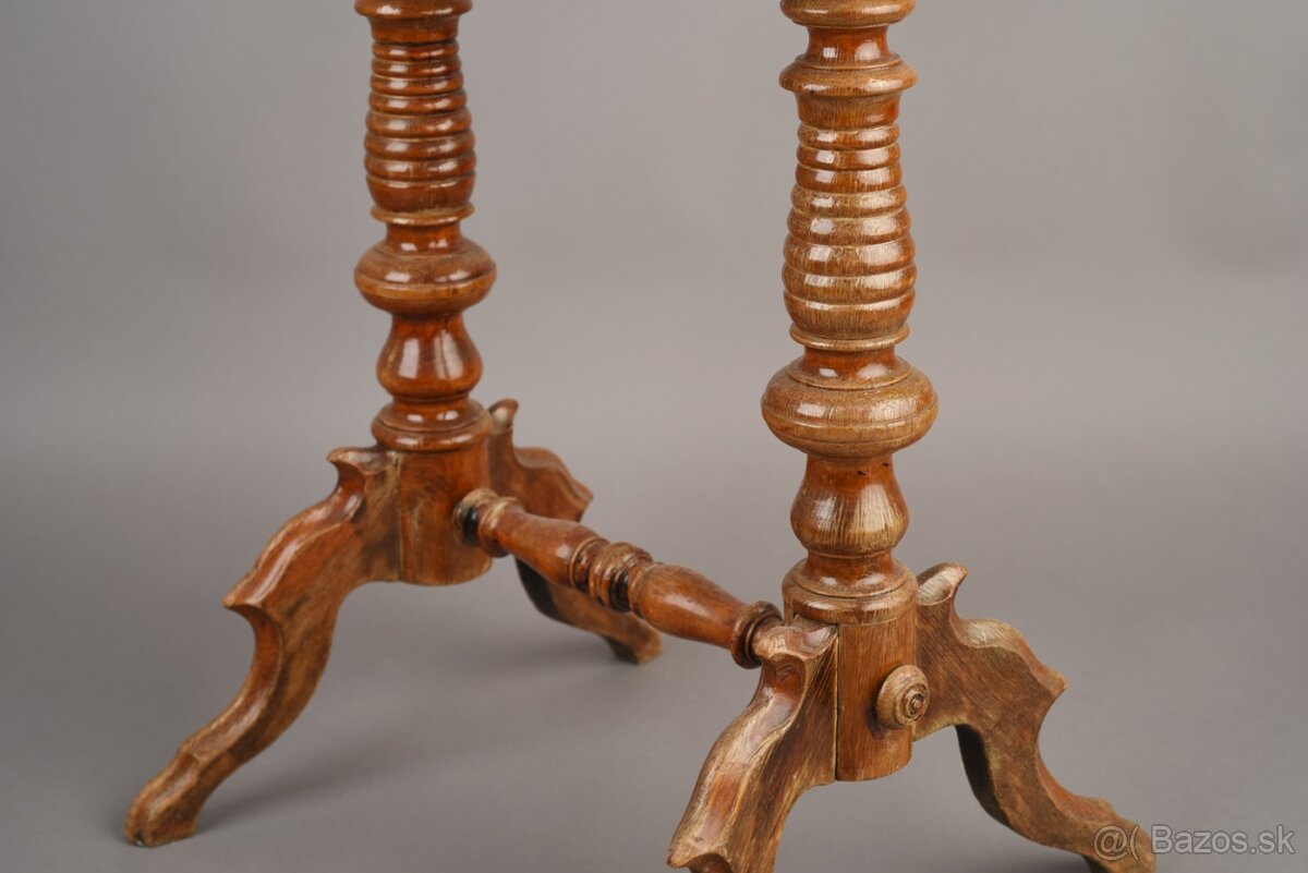 šijací stolík - 7