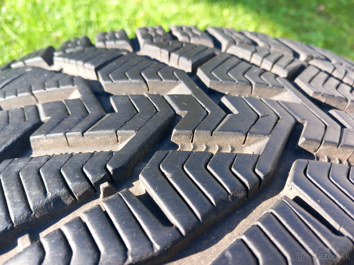 225/40 r18 zimne pneumatiky 2 kusy - 7