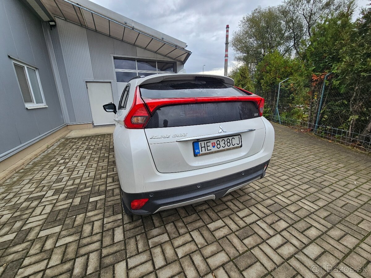 Predám Mitsubishi eclipse cross,intense,4x4,automat,40 235km - 7