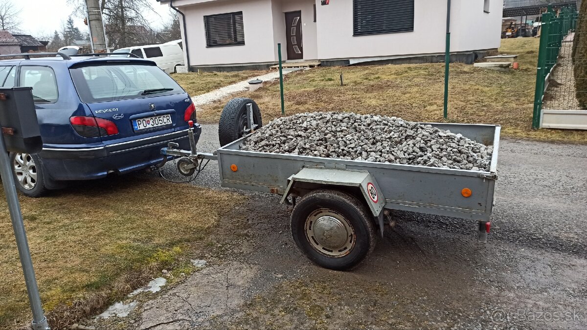 Prívesný vozík - 7