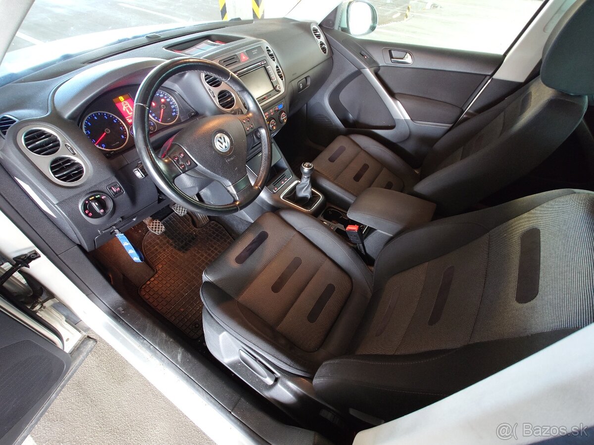 Volkswagen Tiquan 1,4i 4x4 - 7