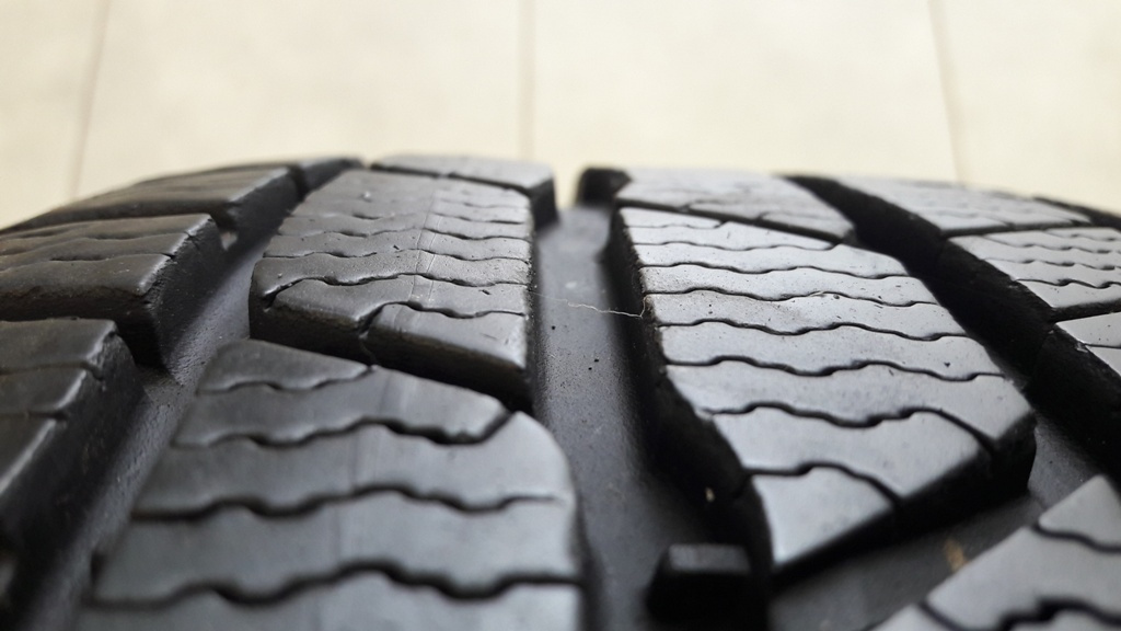 205/50R17 Zimné pneu Continental - 7