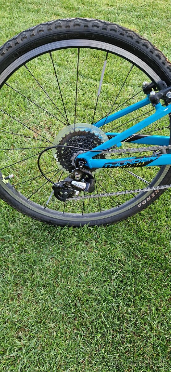 Bicykel Rock Machine 24 - 7