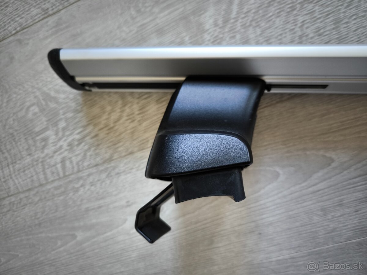 Thule WingBar Evo 7114 + Rapid System Kit 754 + Kit 1500 - 7